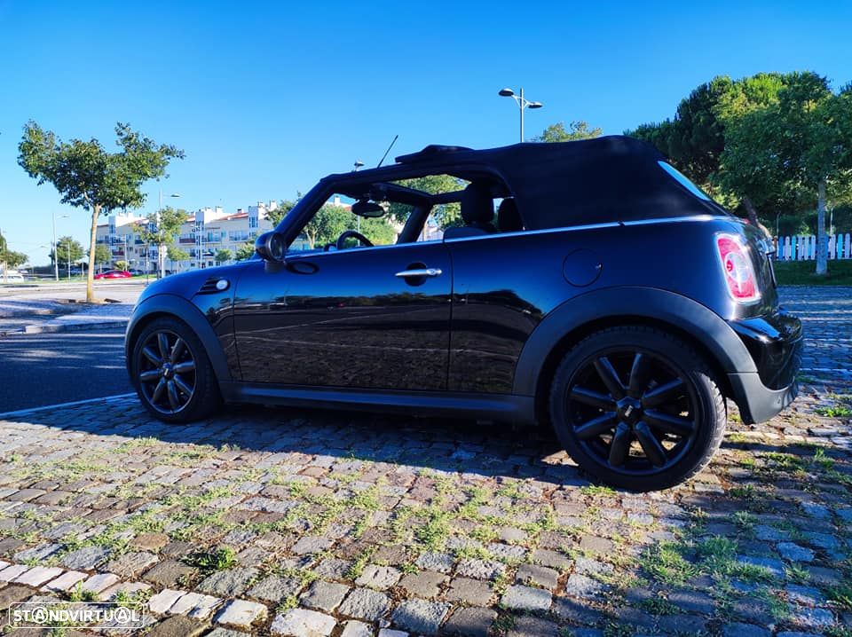 MINI Cabrio Cooper D - 13