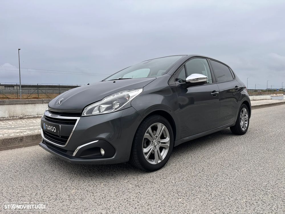 Peugeot 208 1.4 HDi SE Style - 6