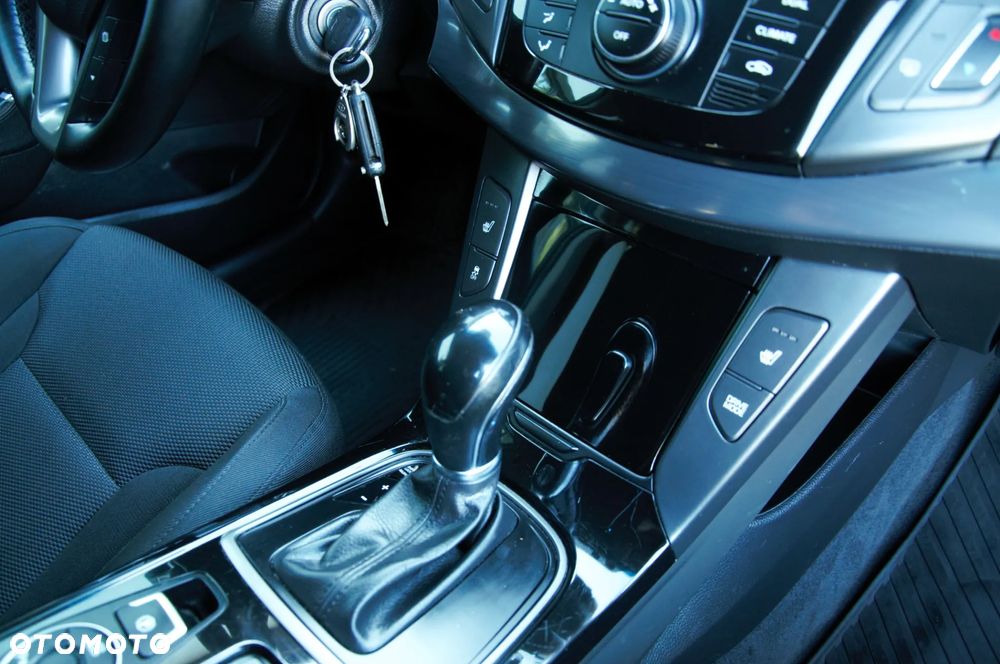 Hyundai i40 Kombi blue 1.6 CRDi DCT Space Plus - 11