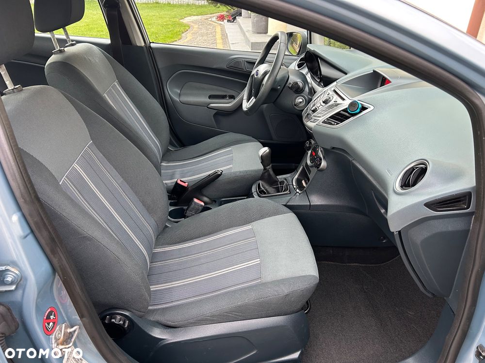 Ford Fiesta 1.25 Trend - 28