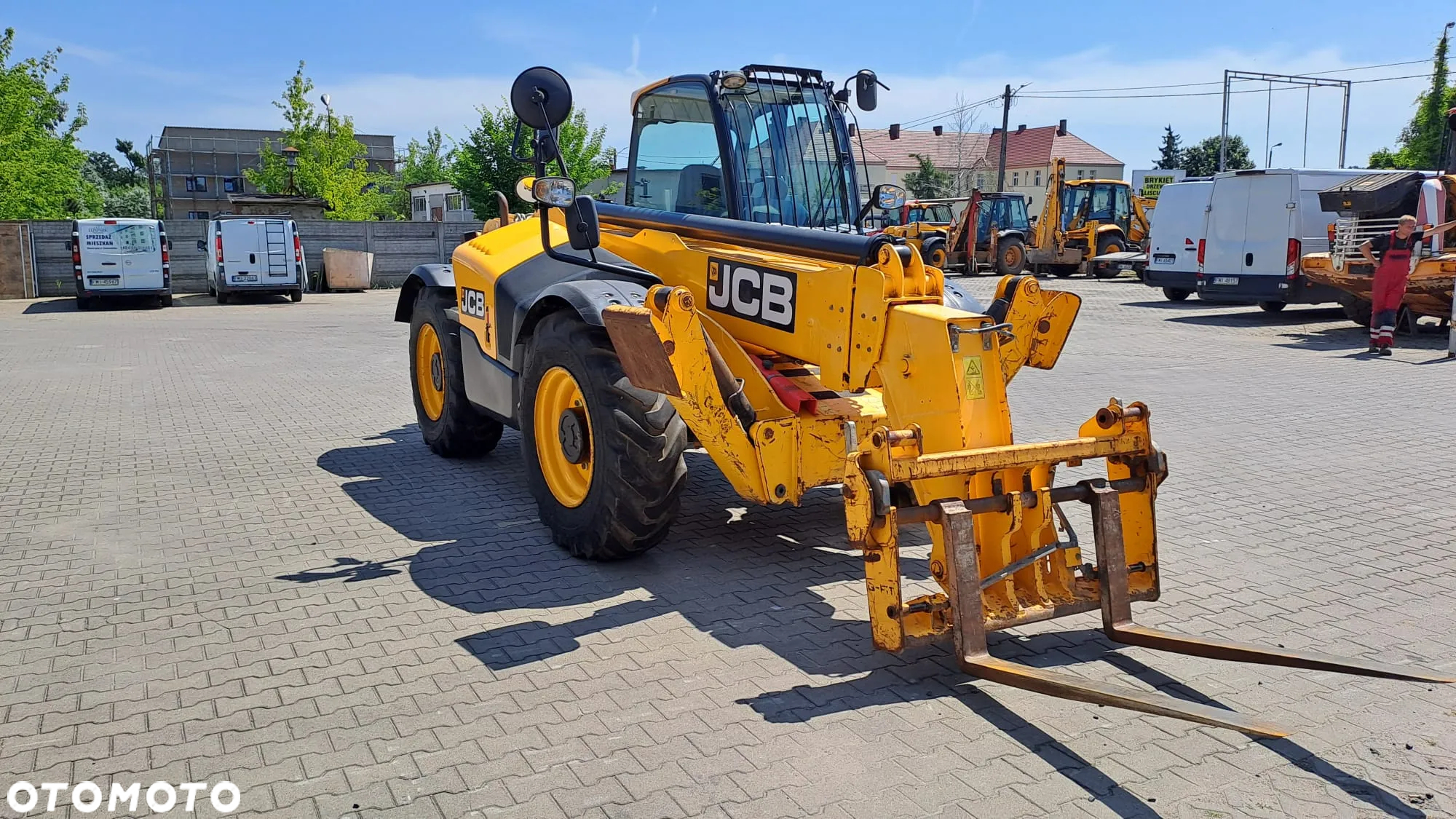 JCB 540-140 świeżo sprowadzona - 5