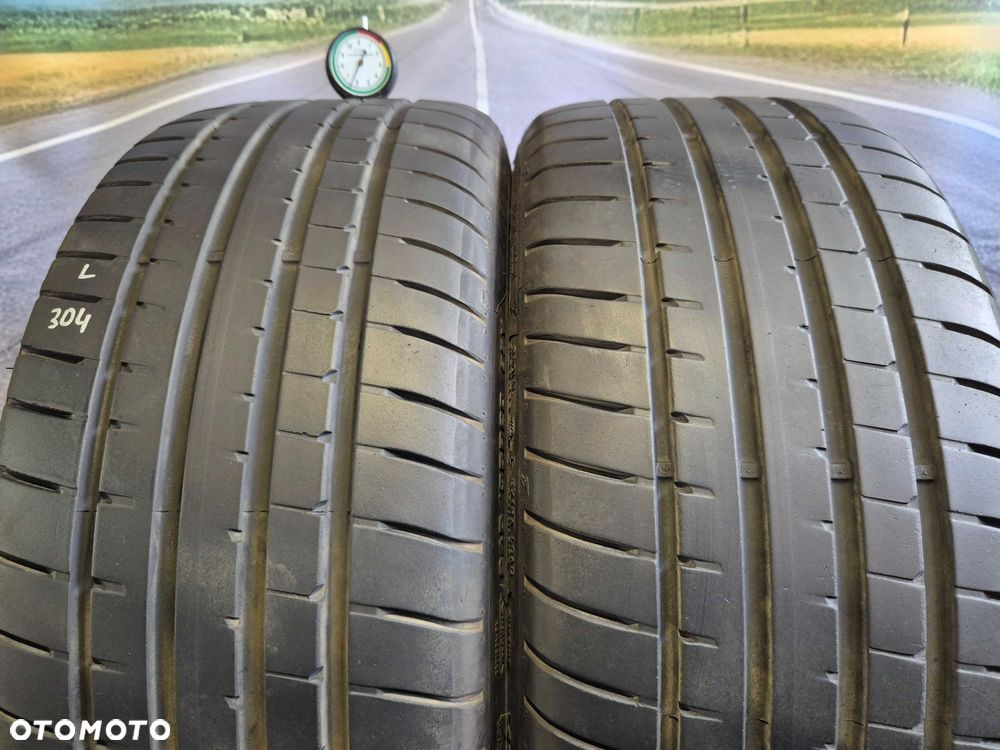 Para opon Goodyear Eagle F1 245/35/20  RSC - 3
