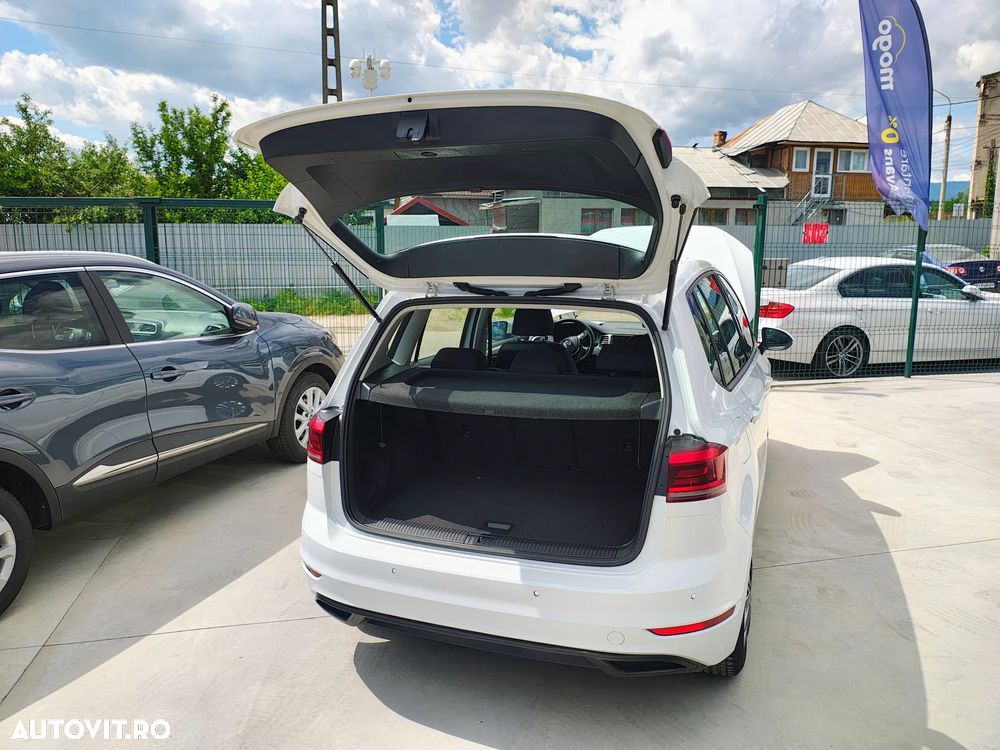 Volkswagen Golf Sportsvan 1.6 TDI (BlueMotion Technology) Trendline - 24