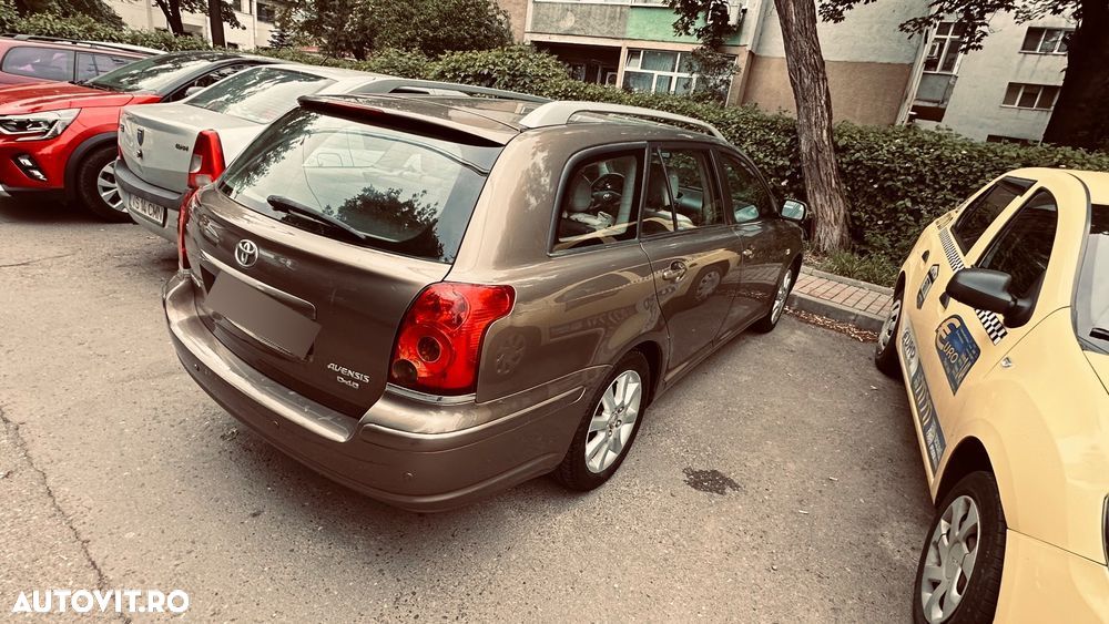Toyota Avensis - 3
