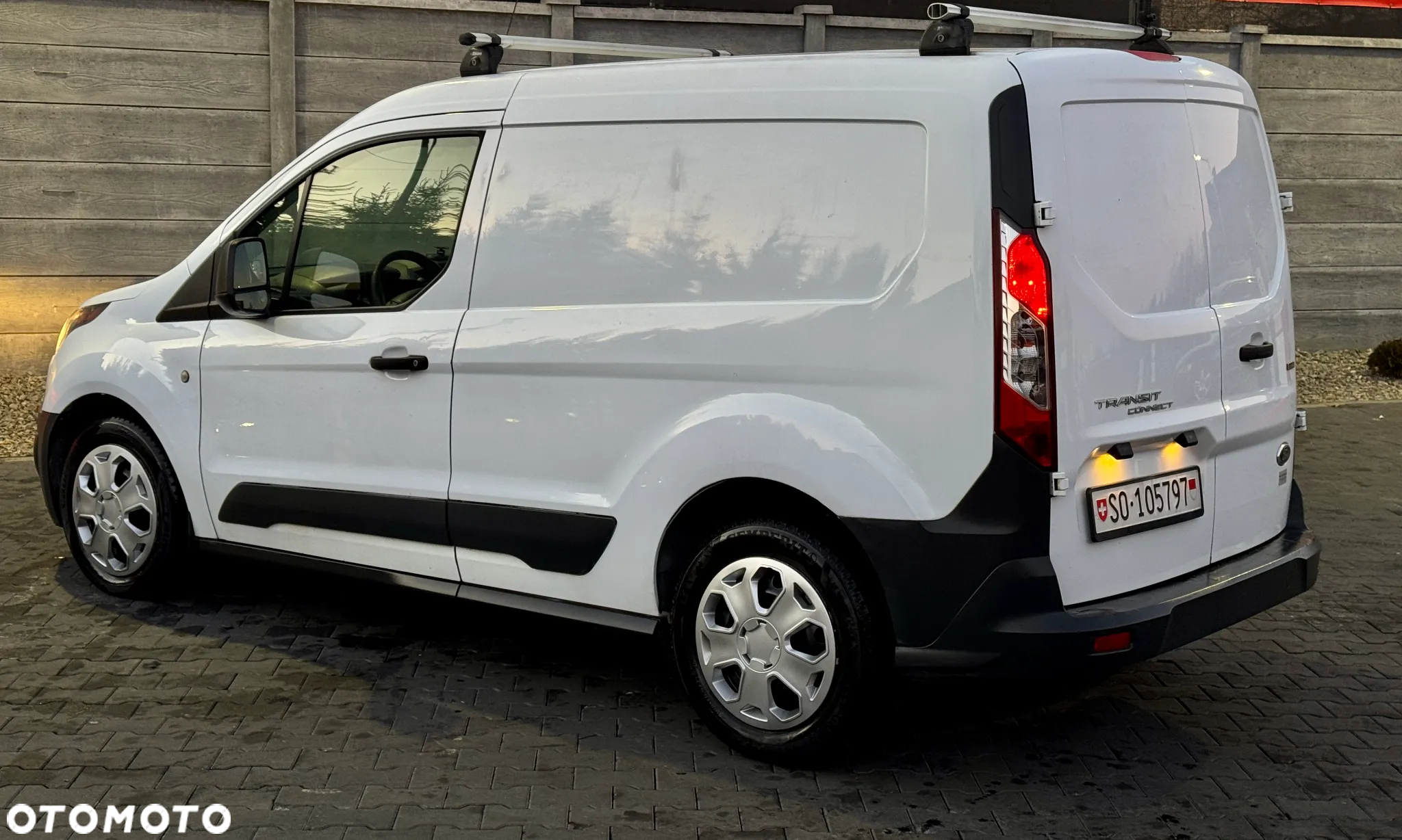 Ford Transit Connect - 10