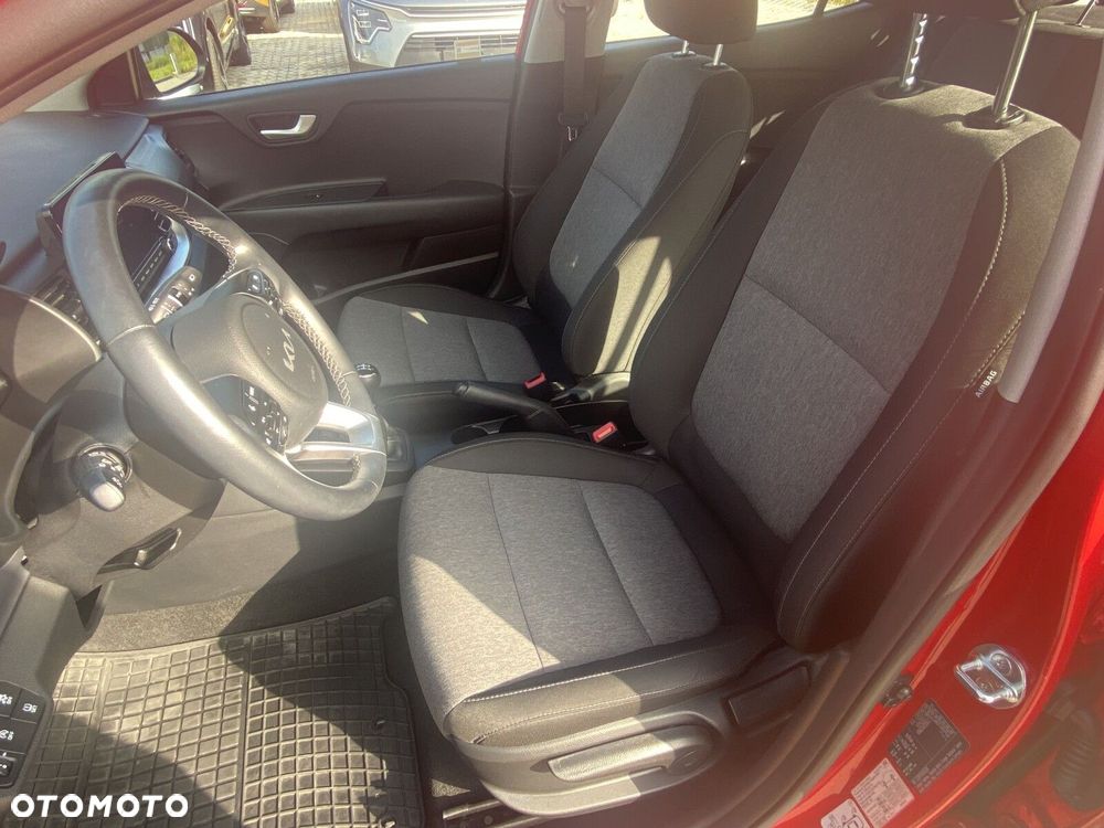 Kia Stonic - 11