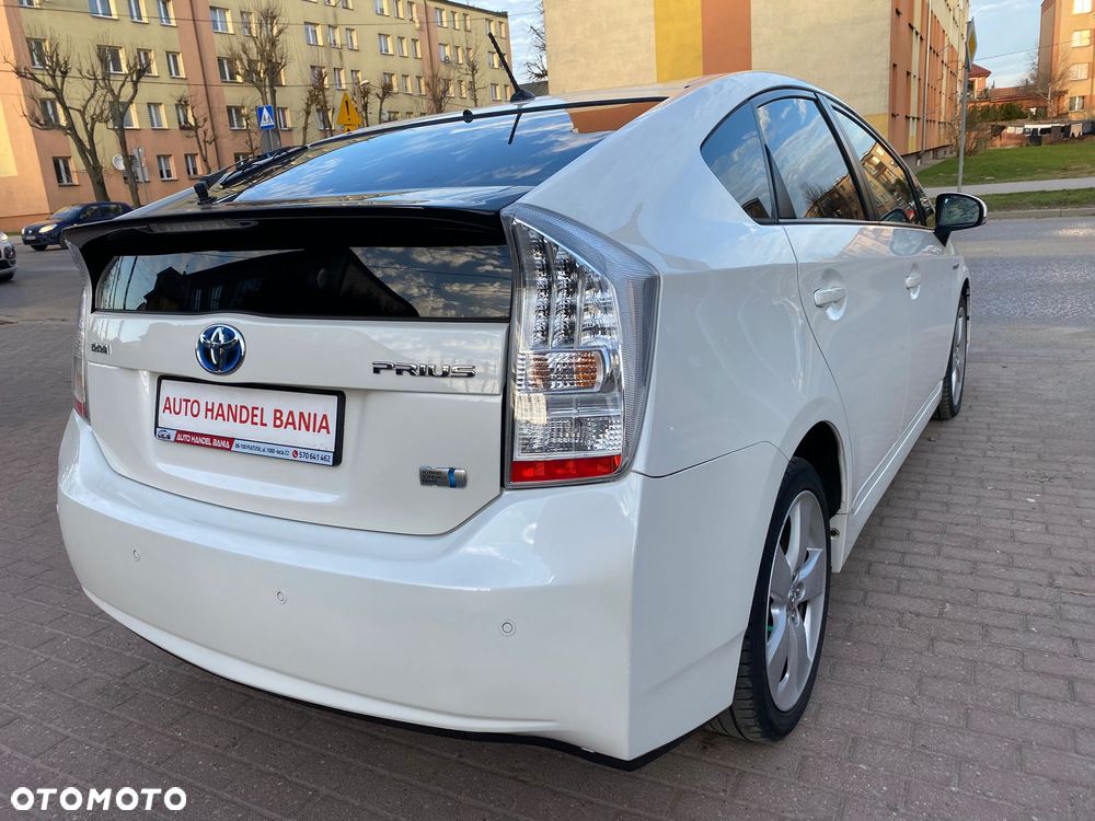 Toyota Prius (Hybrid) Comfort - 15