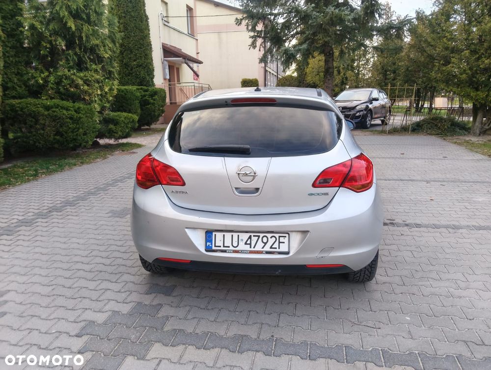 Opel Astra 1.4 Cosmo - 5
