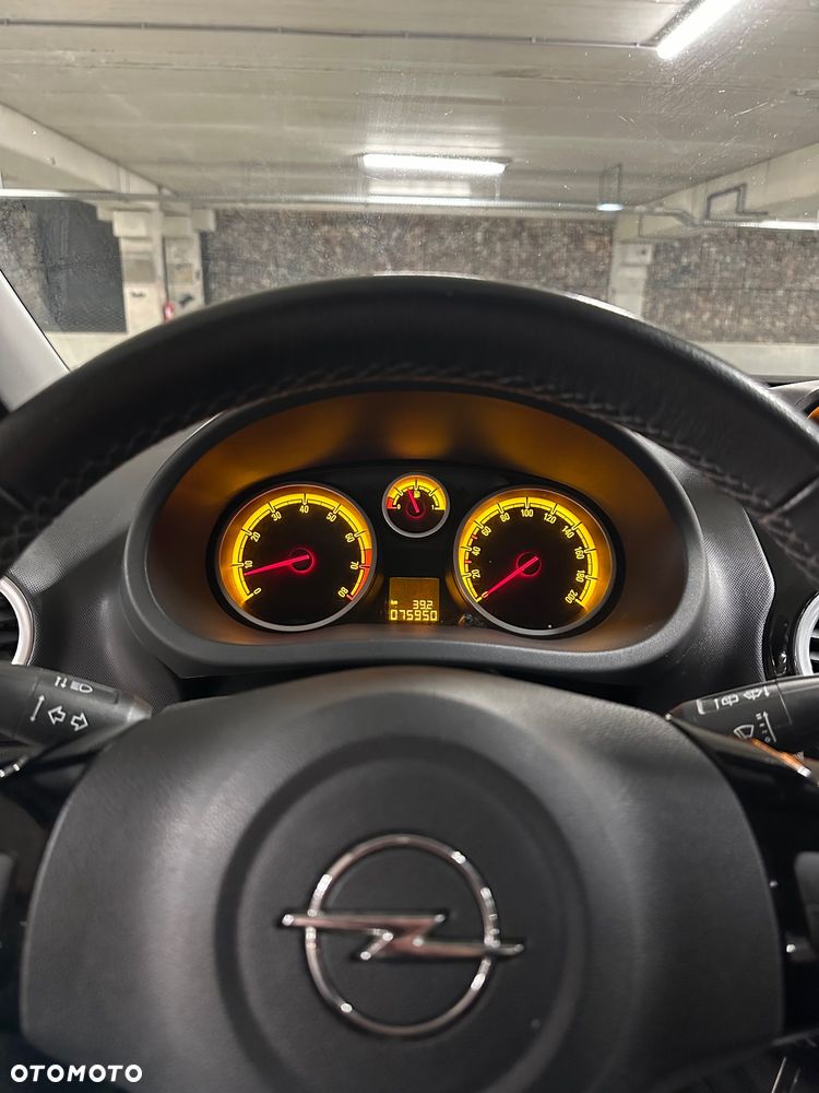 Opel Corsa 1.2 16V Cosmo - 21