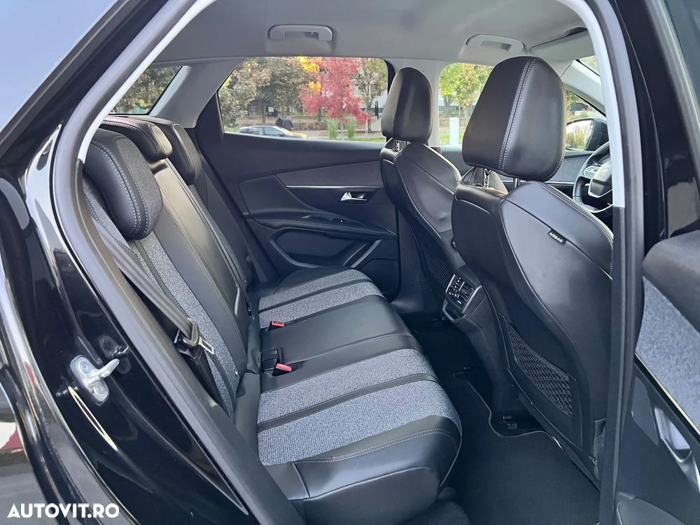 Peugeot 3008 - 17