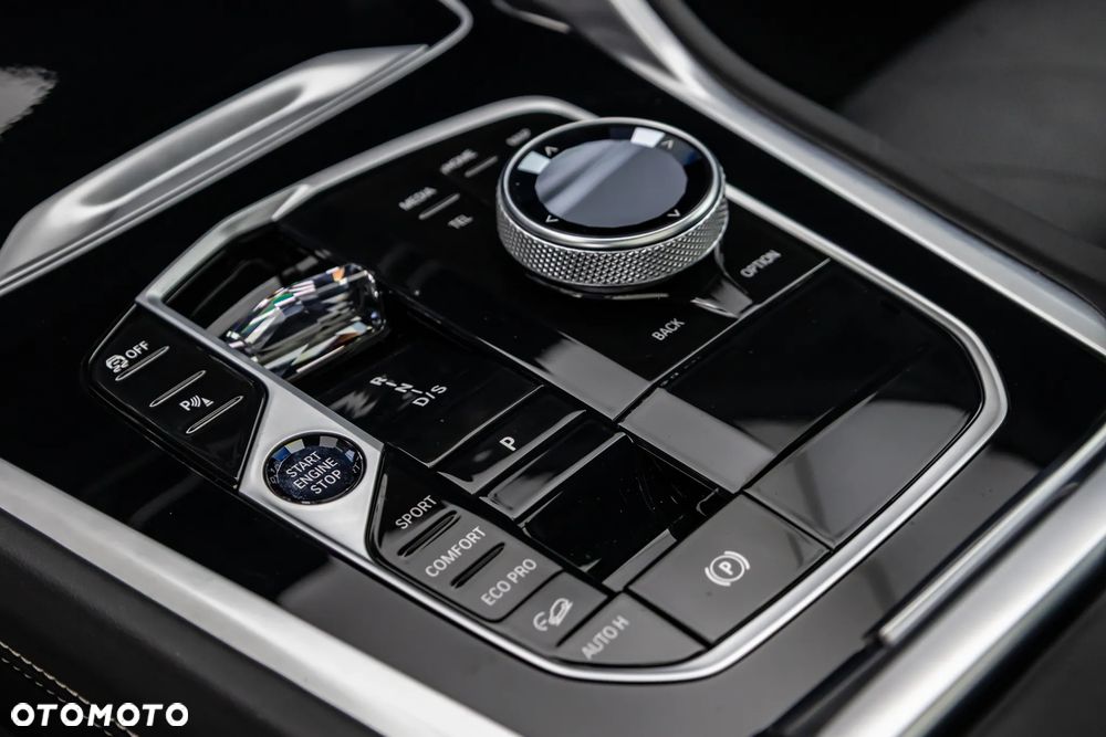 BMW X6 - 16