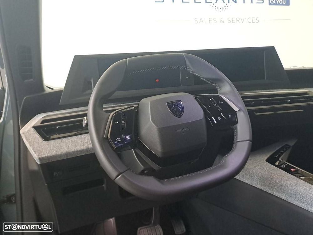 Peugeot 5008 1.2 Hybrid Allure e-DCS6 - 12