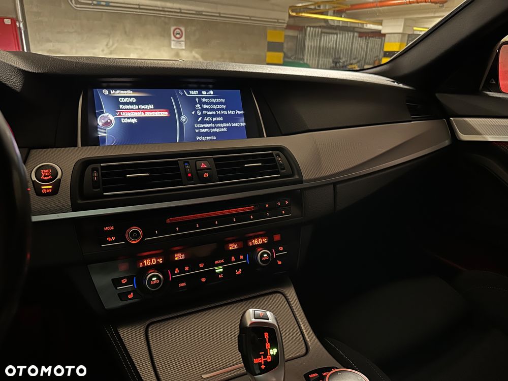 BMW Seria 5 520d xDrive - 30