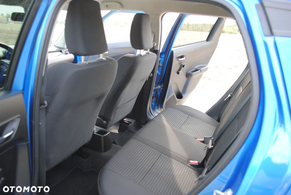 Suzuki Swift - 8