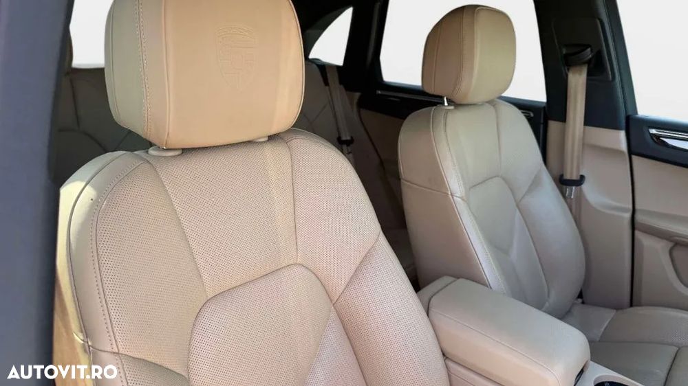 Porsche Macan T PDK - 21