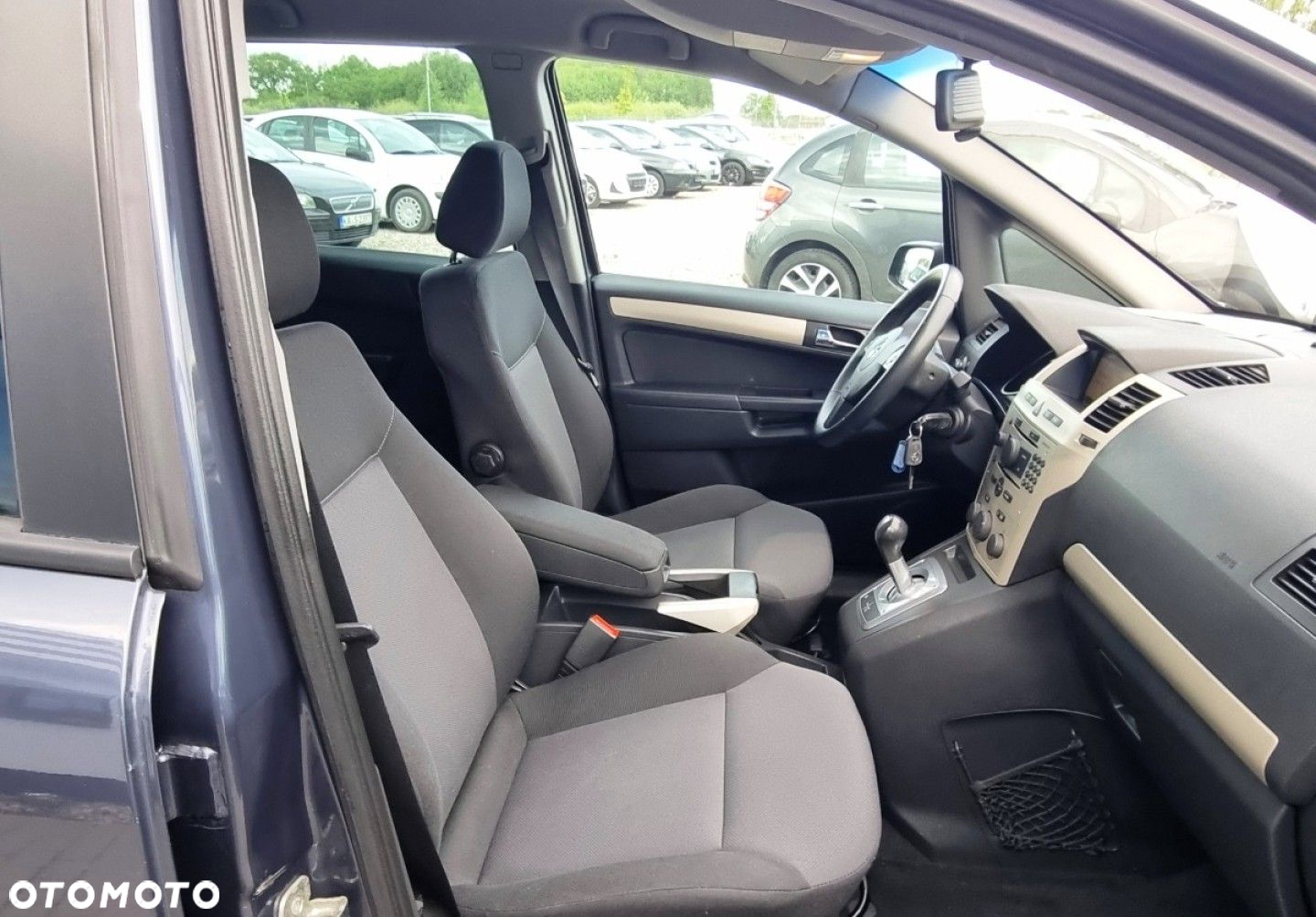 Opel Zafira - 32