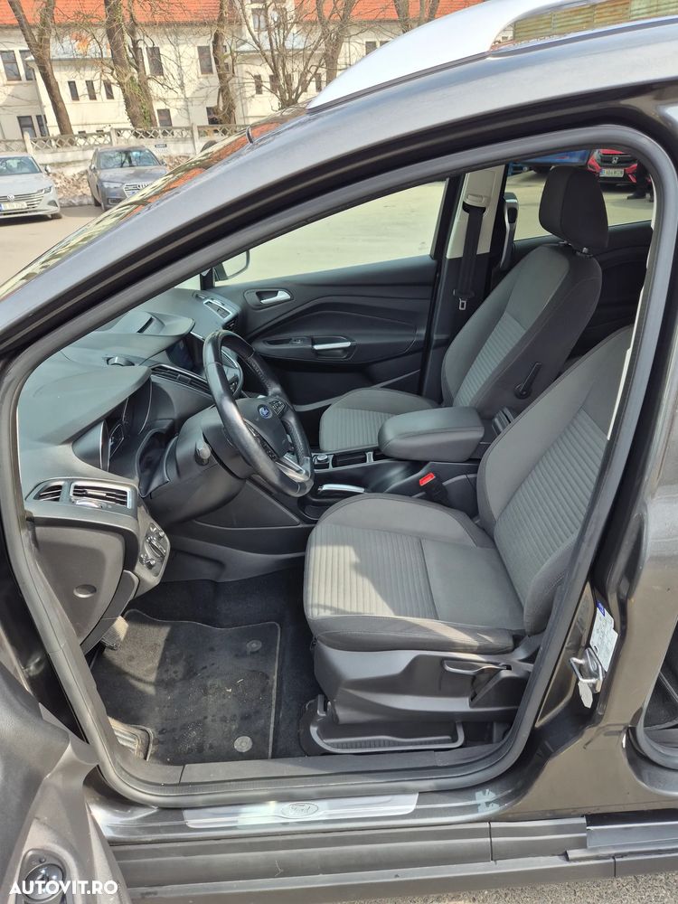 Ford Grand C-Max - 10