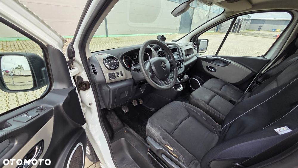 Renault TRAFIC - 9