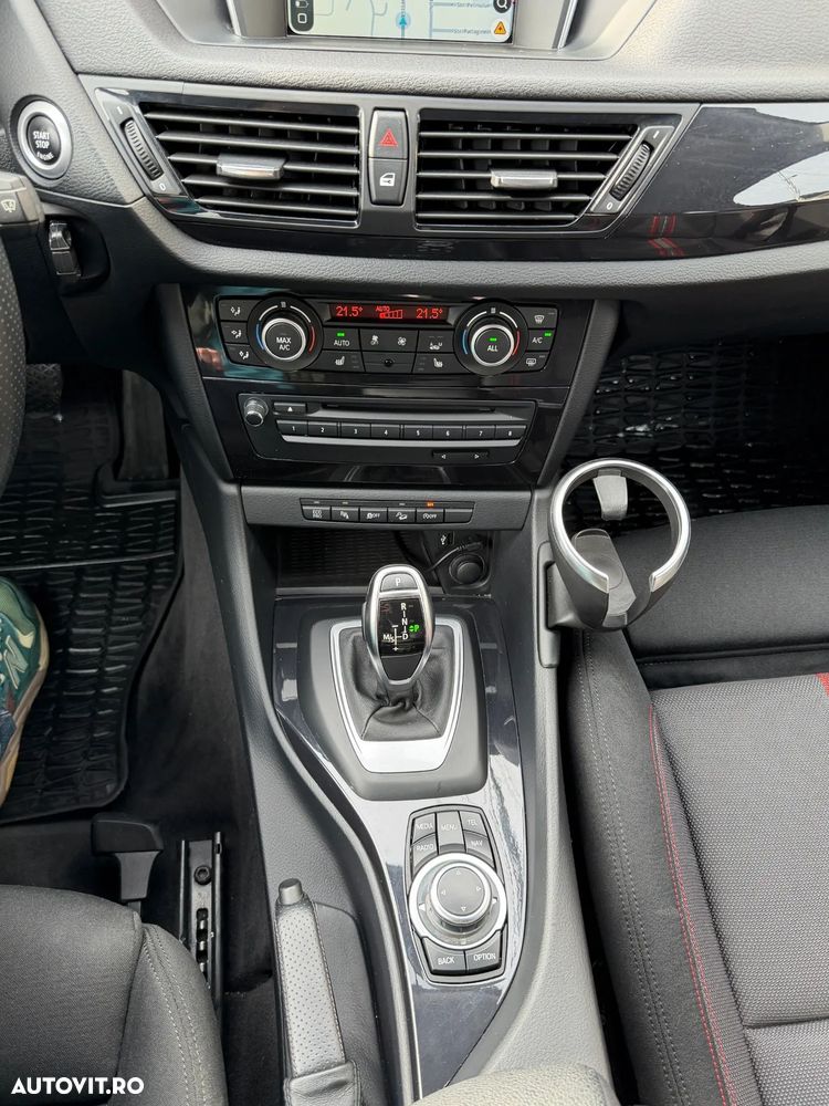 BMW X1 xDrive18d Aut. Sport Line - 12