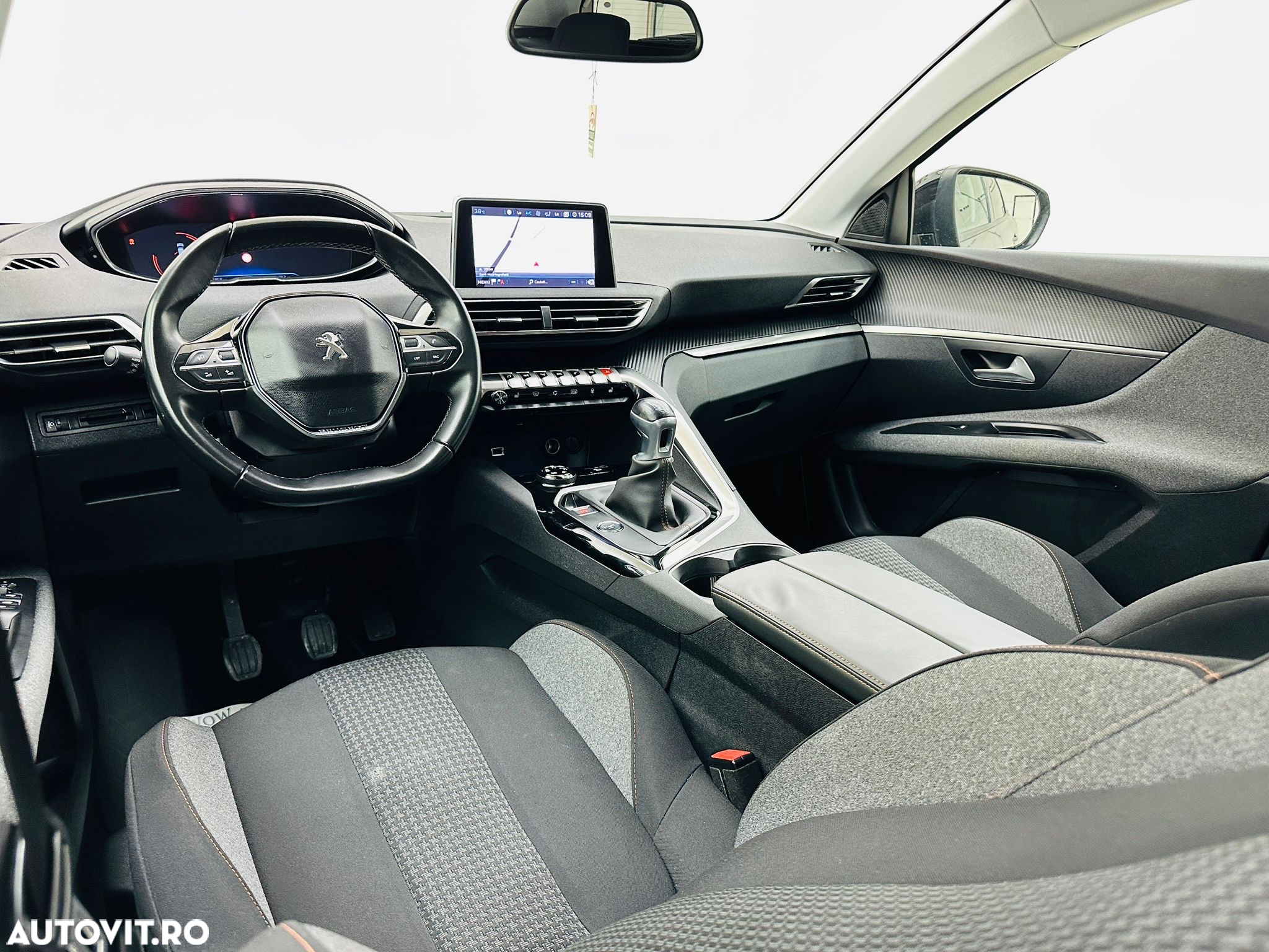 Peugeot 3008 - 24
