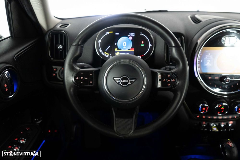 MINI Countryman Cooper SE ALL4 Auto - 27