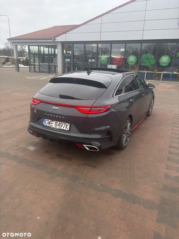 Kia ProCeed - 4