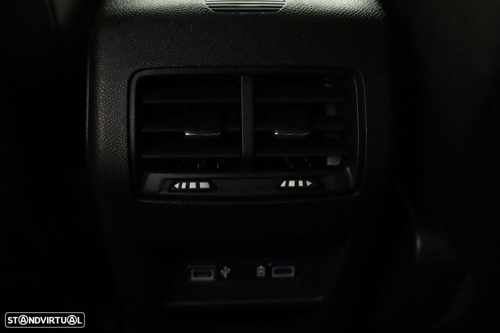 Peugeot 308 SW 1.2 PureTech Allure Pack EAT8 - 23