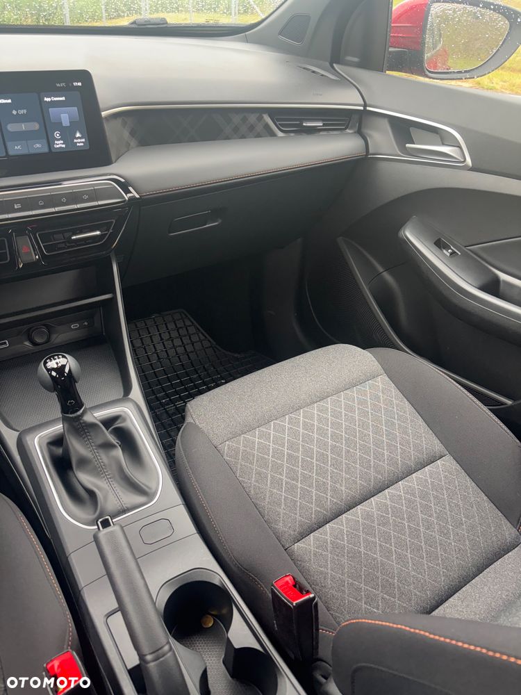 MG MG3 1.5 Excite - 10