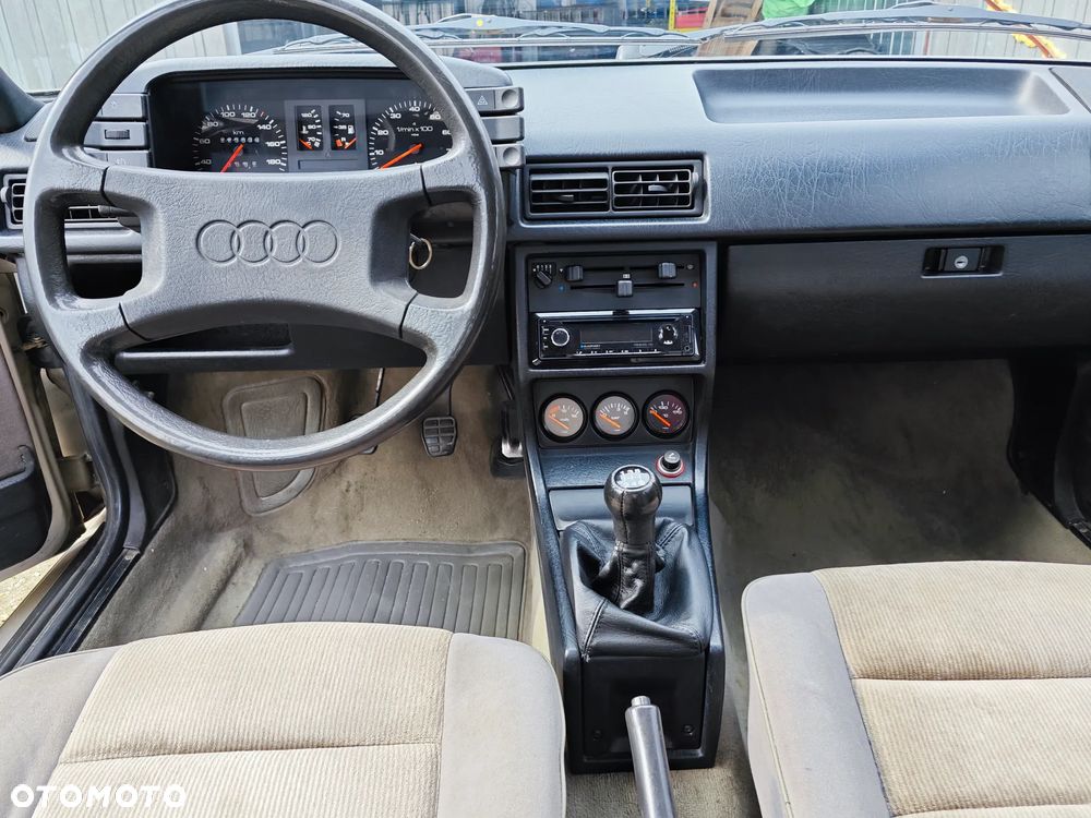 Audi 80 1.8 CC - 11