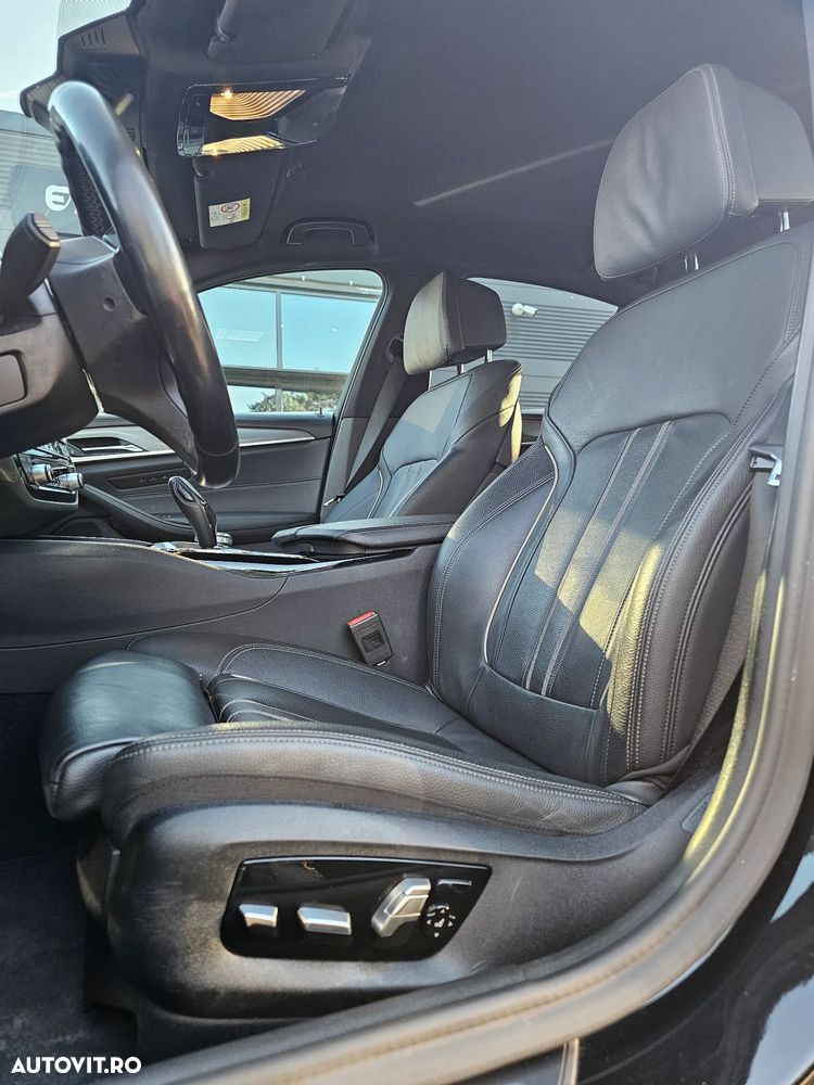 BMW Seria 5 520i Aut. M Sport Edition - 3