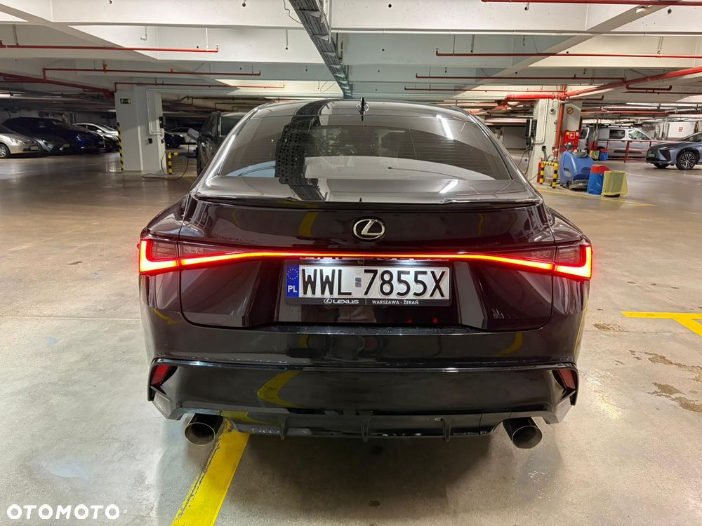 Lexus IS - 5