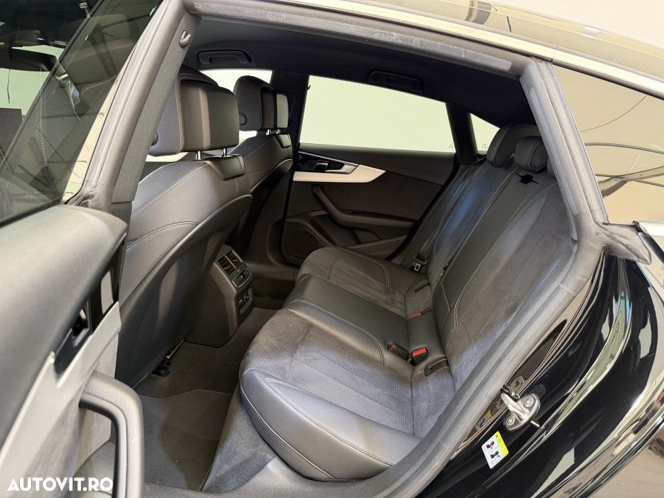 Audi A5 Coupé - 33