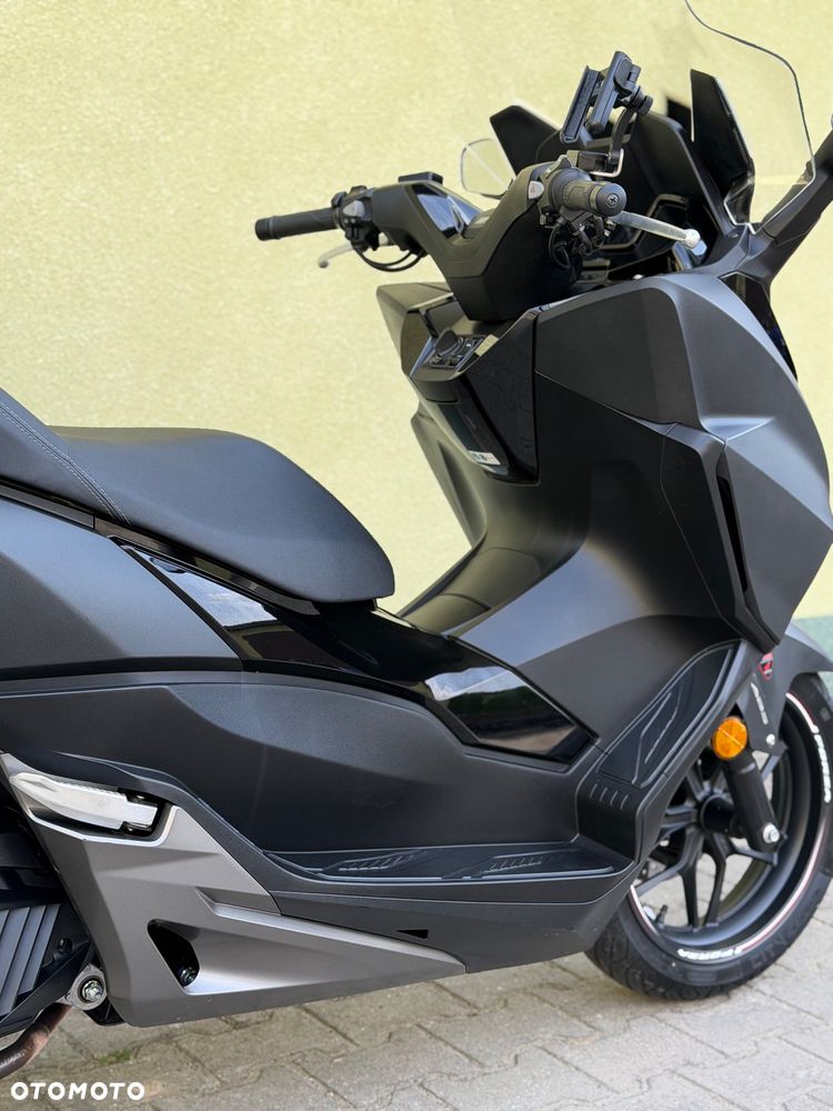 Honda NSS - 16