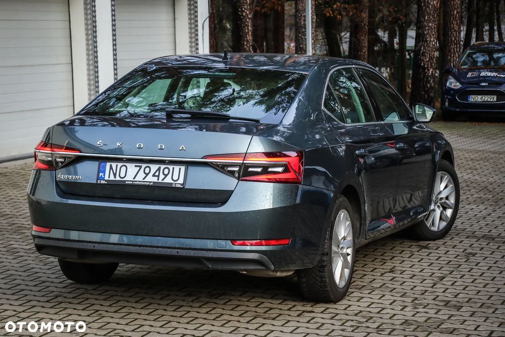 Skoda Superb 2.0 TSI Ambition DSG - 2