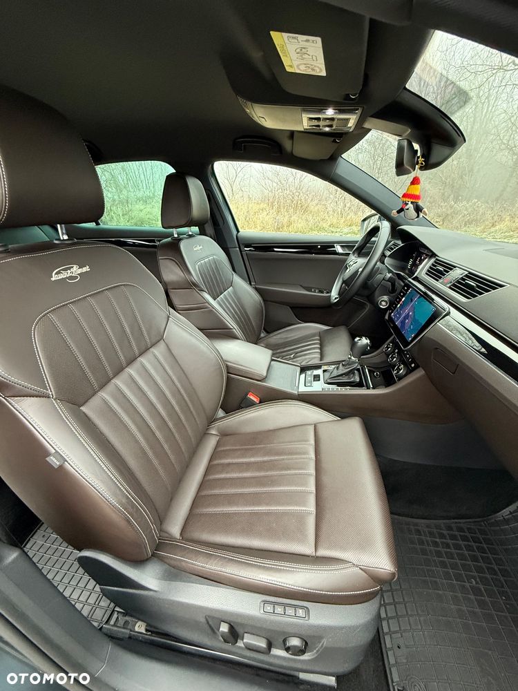 Skoda Superb 2.0 TDI SCR L&K DSG - 19