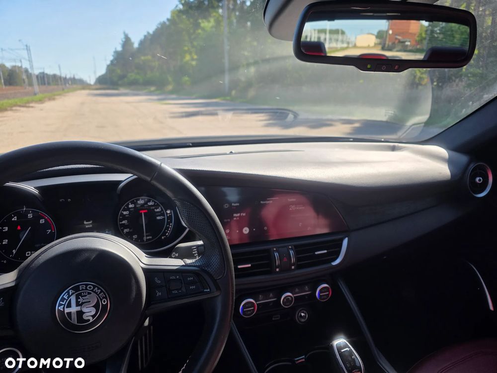 Alfa Romeo Giulia 2.0 Turbo Sprint Q4 - 16