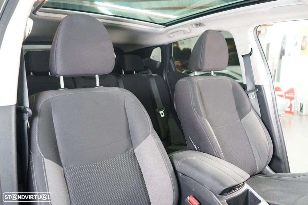 Nissan Qashqai 1.5 dCi N-Connecta Business - 36