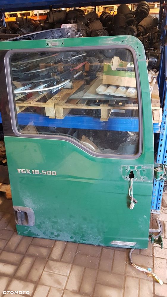 DRZWI PRAWE KOMPLETNE ZIELONE MAN TGX EURO 6 LIFT - 1