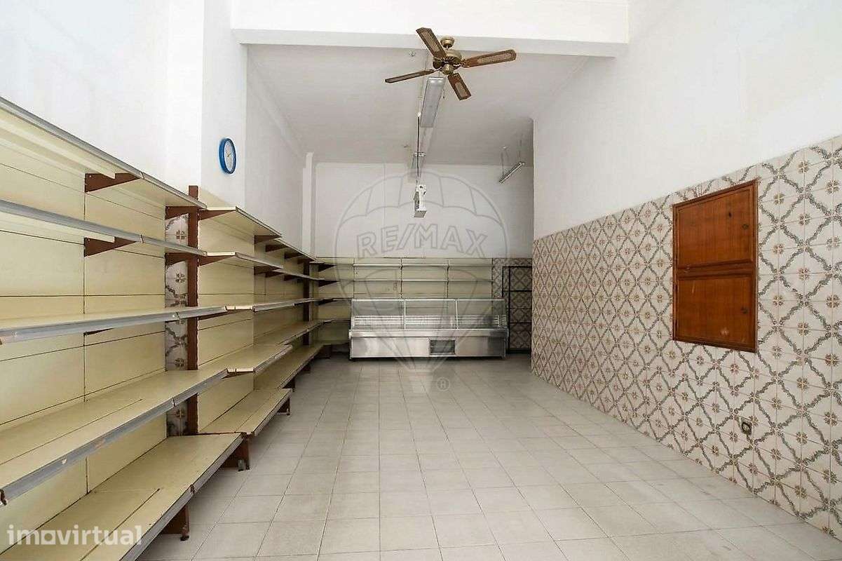 Loja  para arrendamento - Grande imagem: 2/8