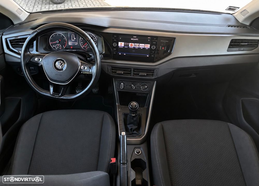 VW Polo 1.0 Confortline - 10