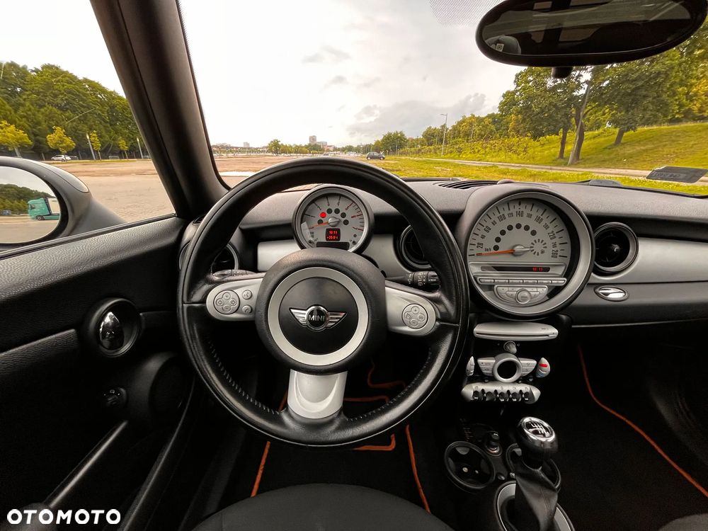 MINI Clubman Cooper D - 8