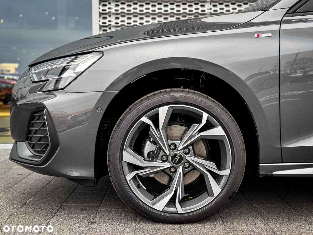 Audi A3 Sportback - 4