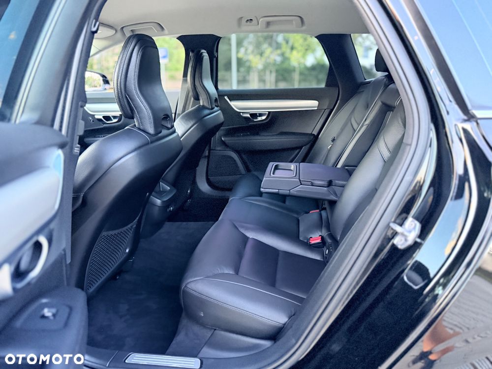 Volvo V90 D4 Geartronic Momentum - 9