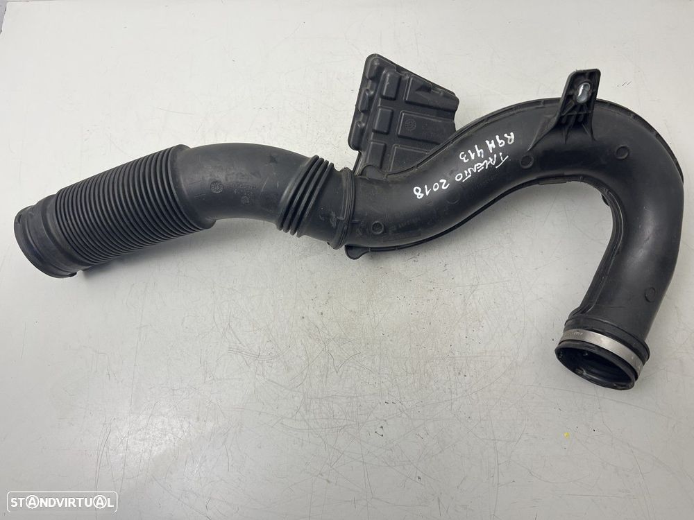 Tubo de Admissão FIAT TALENTO (296_) 1.6 D REF. 165755972R MOTOR R9M413 - 1