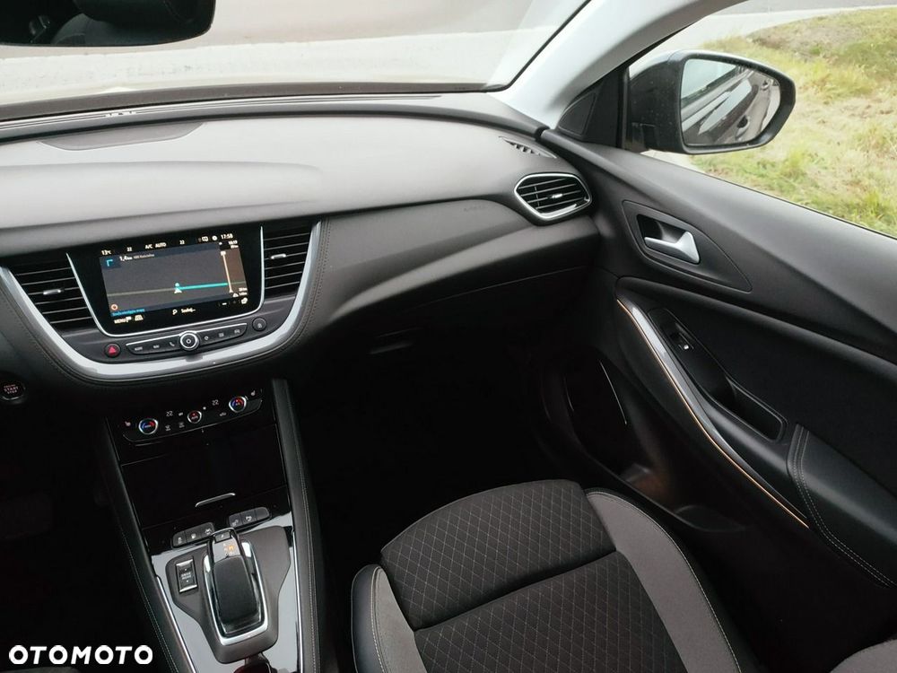 Opel Grandland X - 34