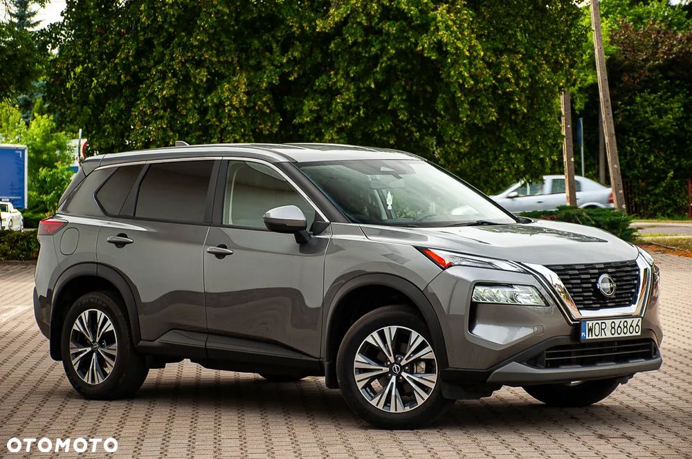 Nissan Rogue - 2