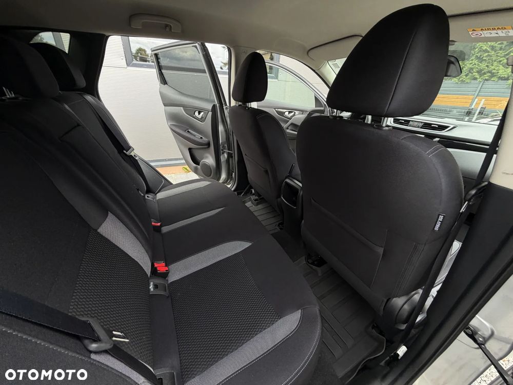 Nissan Qashqai 1.2 DIG-T N-Connecta - 17