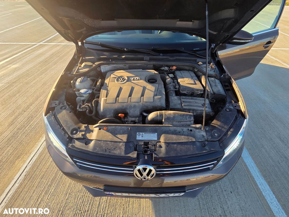 Volkswagen Jetta 1.6 TDI CR DPF DSG Highline - 6