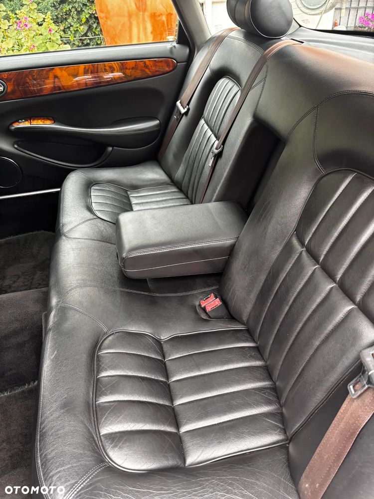Jaguar XJ Sovereign 4.0 - 8