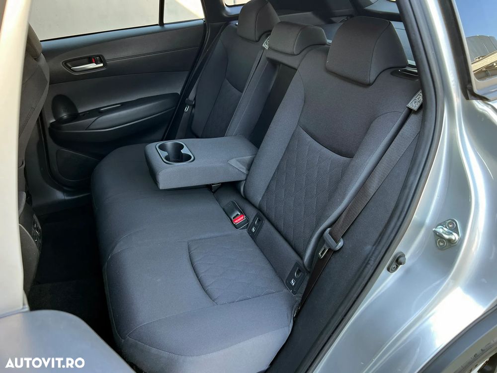 TOYOTA Corolla Cross 2023 — imagine 12